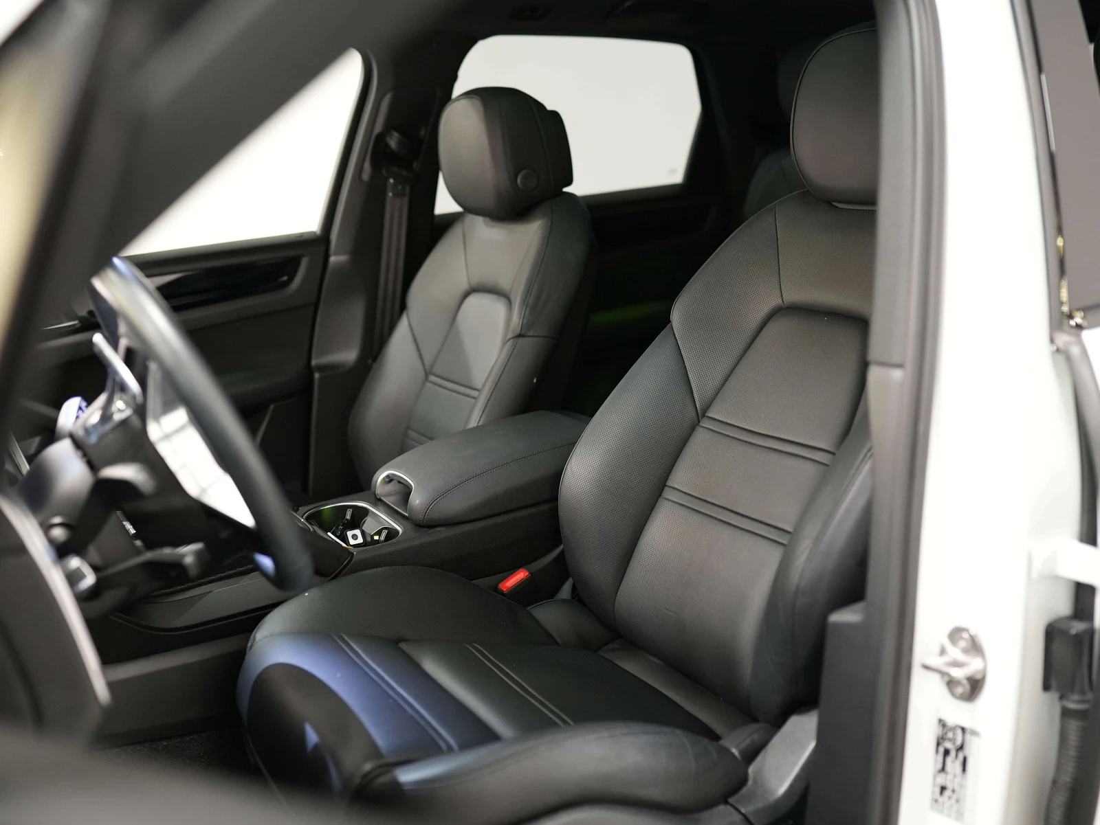 2023 Porsche Cayenne E-Hybrid (3rd Generation), 16/27