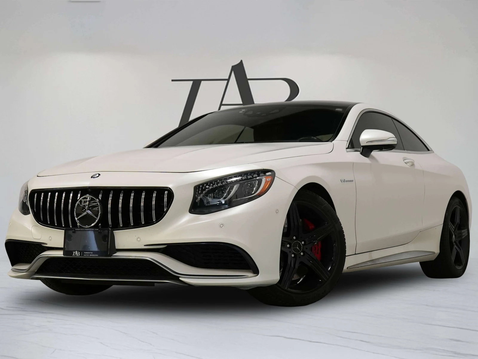 2017 Mercedes-AMG S 63 Coupé, 4/30
