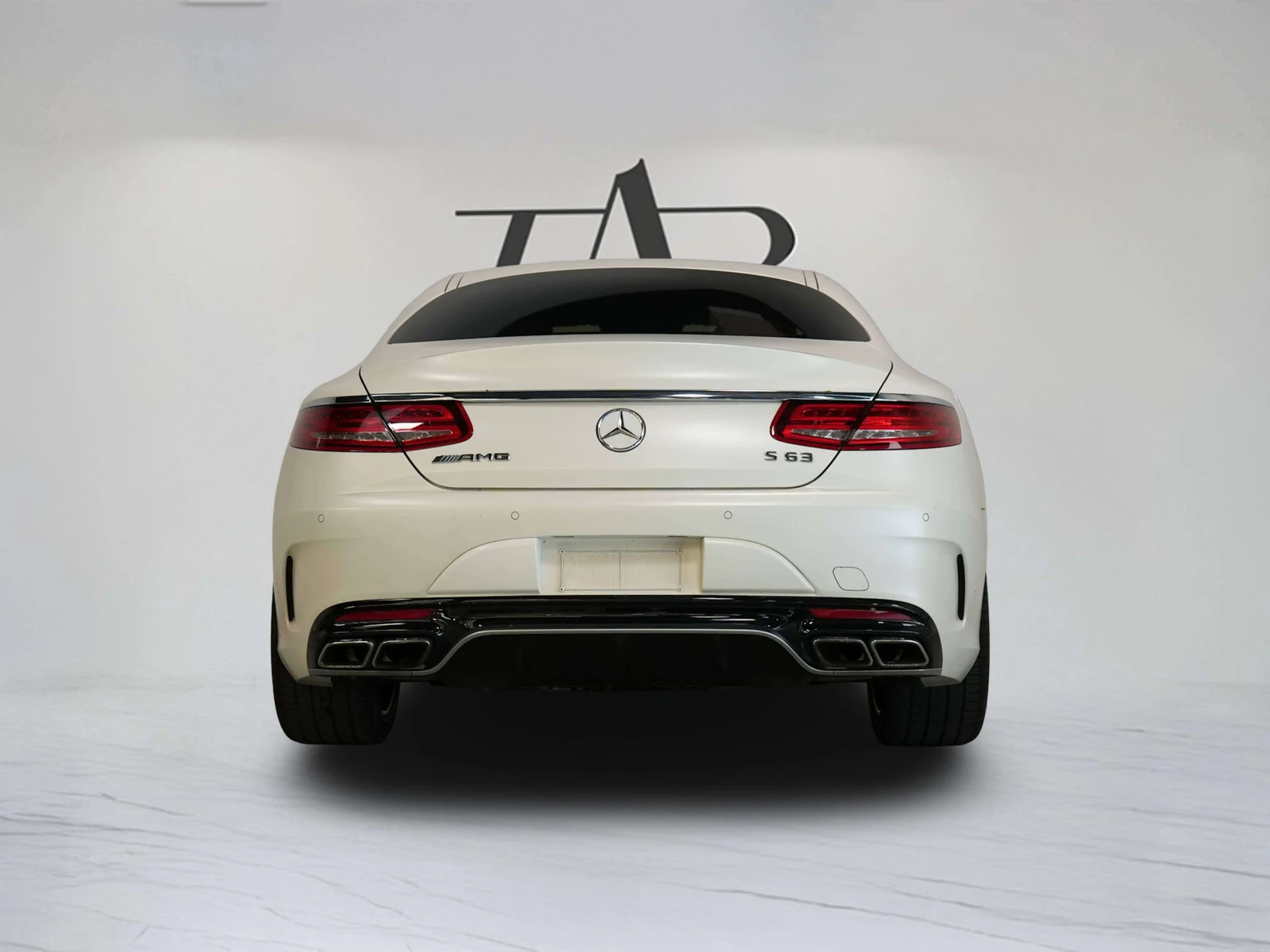 2017 Mercedes-AMG S 63 Coupé, 7/30