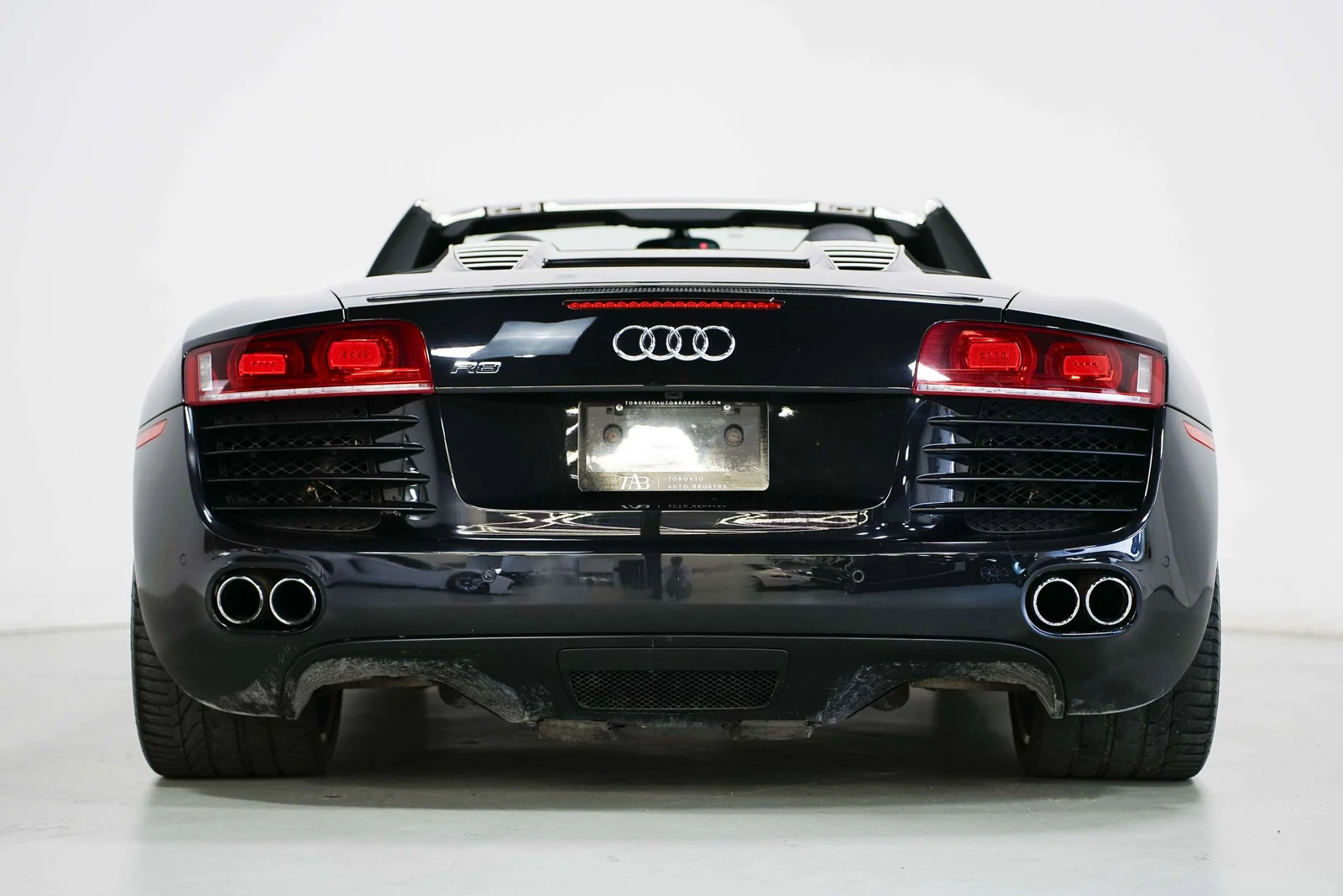 2012 Audi R8 V8 (Type 42), 7/30