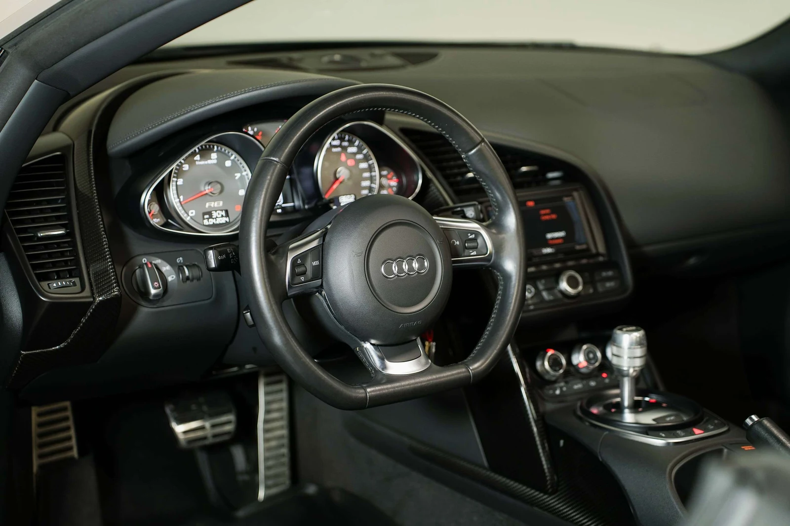 2012 Audi R8 V8 (Type 42), 9/30