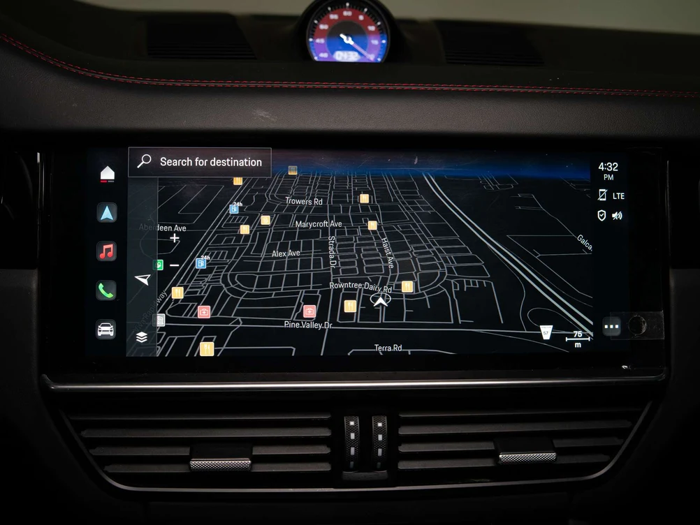 2022 Porsche Cayenne GTS (3rd Generation), 21/30