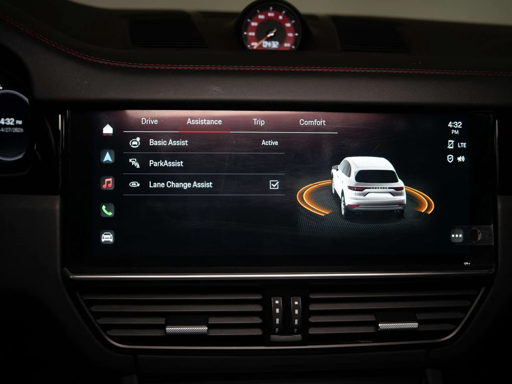 2022 Porsche Cayenne GTS (3rd Generation), 22/30