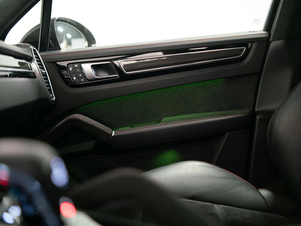 2022 Porsche Cayenne GTS (3rd Generation), 25/30