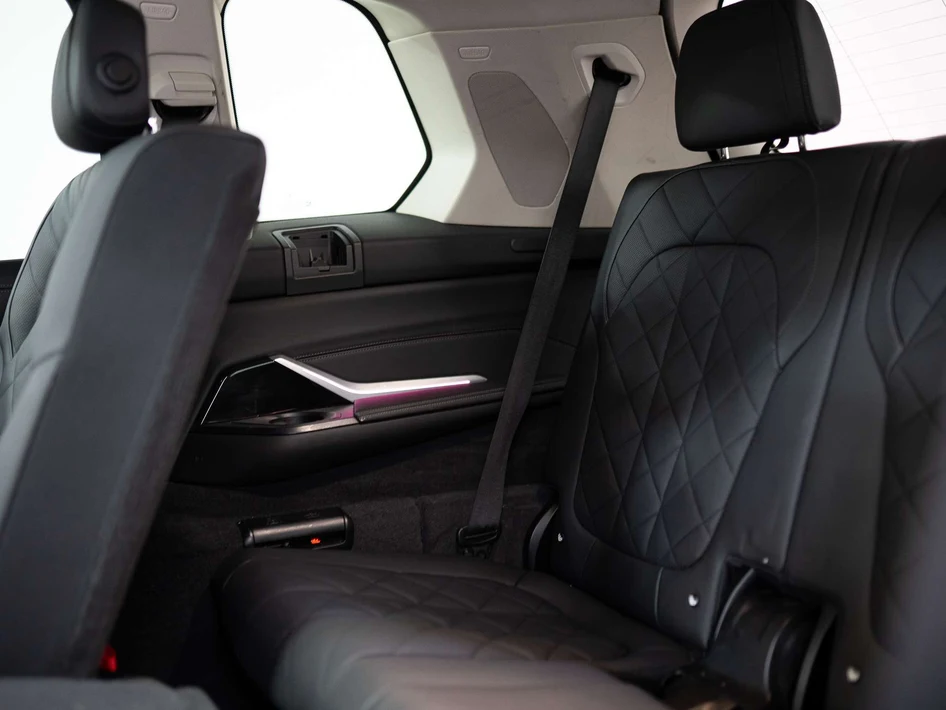 2024 BMW X7 xDrive40i (G07), 29/30