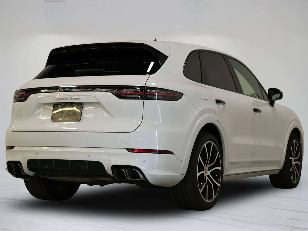 2019 Porsche Cayenne Turbo, 4/30