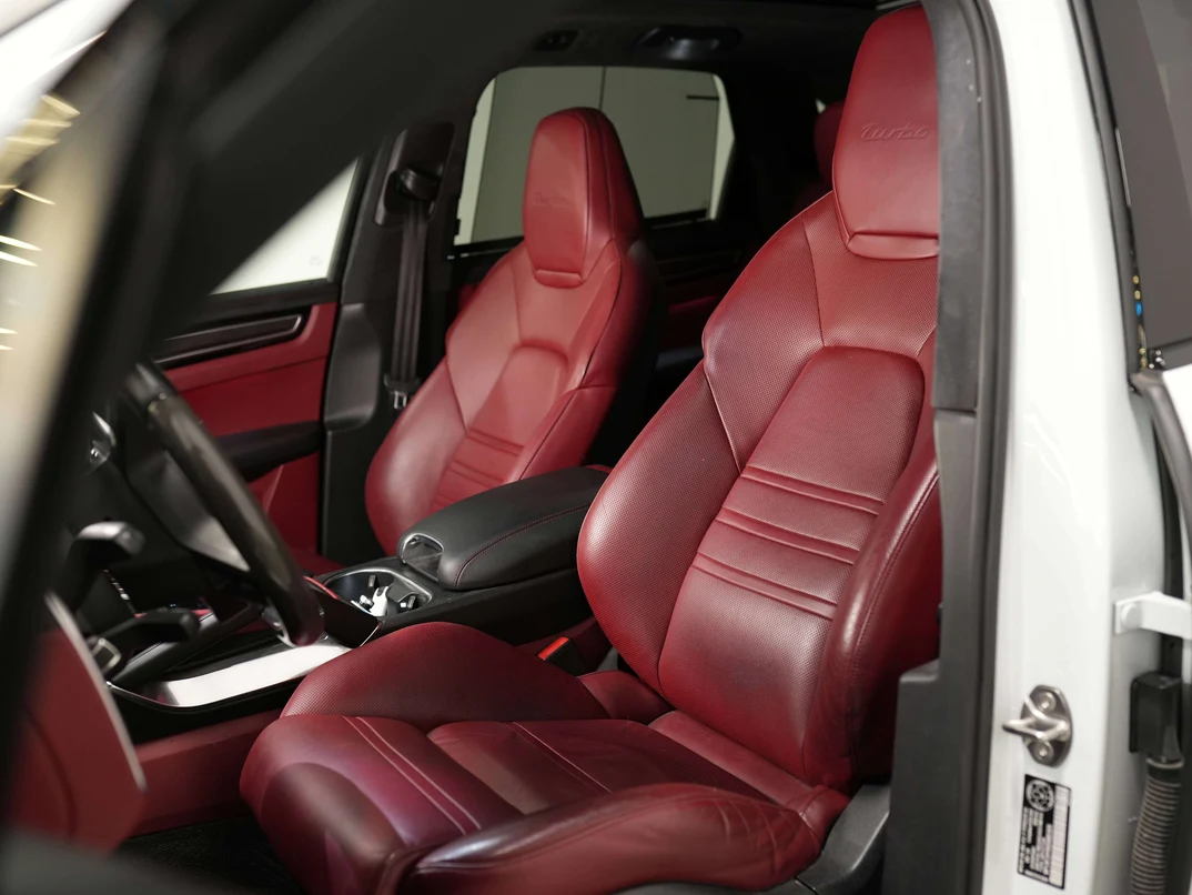 2019 Porsche Cayenne Turbo, 15/30