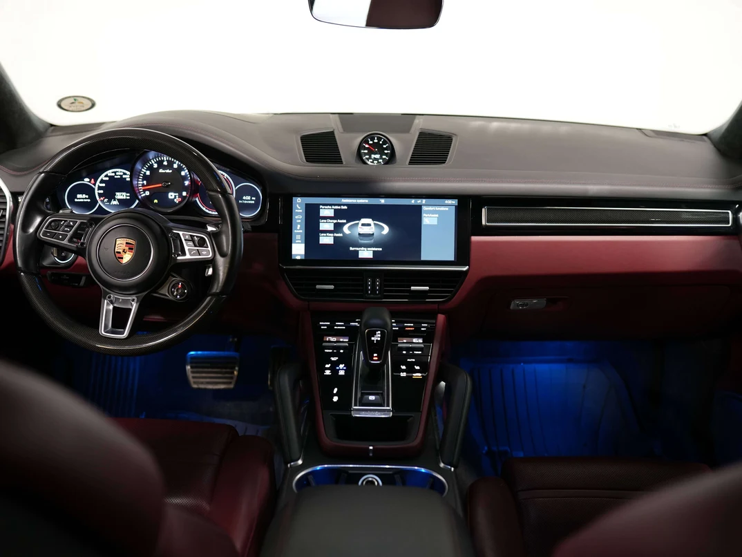 2019 Porsche Cayenne Turbo, 21/30