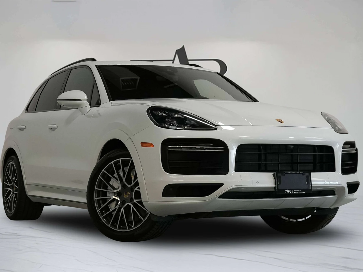 2019 Porsche Cayenne Turbo, 2/30