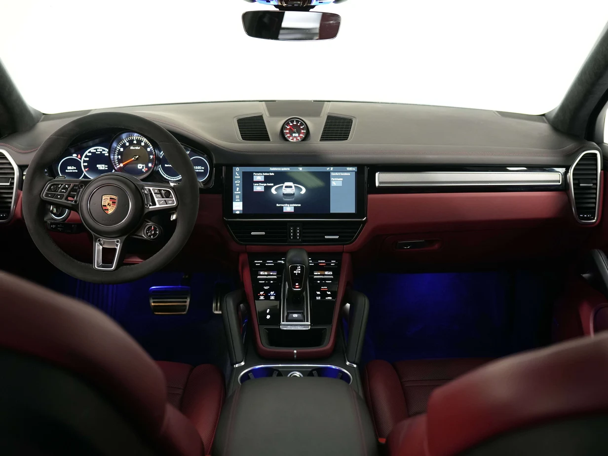 2019 Porsche Cayenne Turbo, 18/30