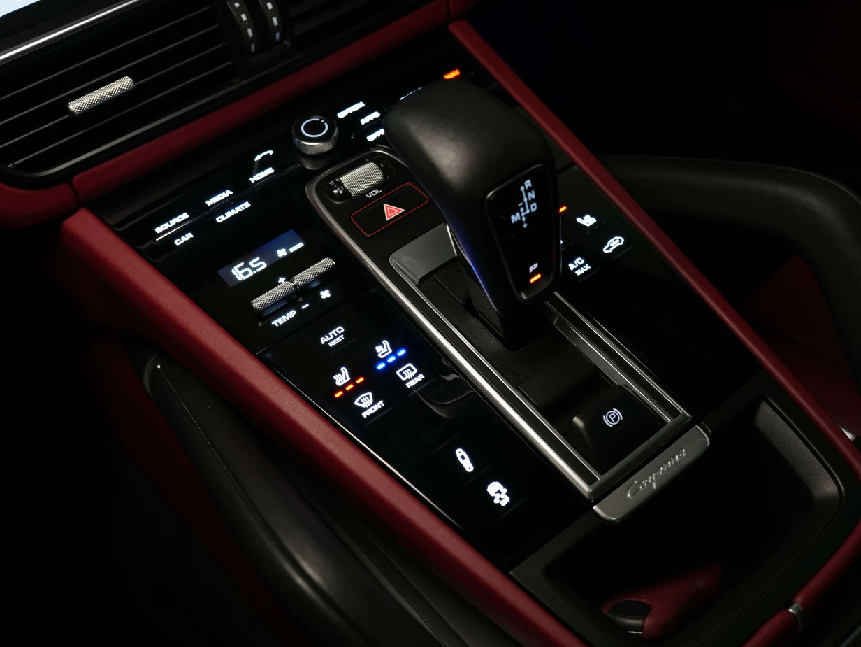 2019 Porsche Cayenne Turbo, 20/30