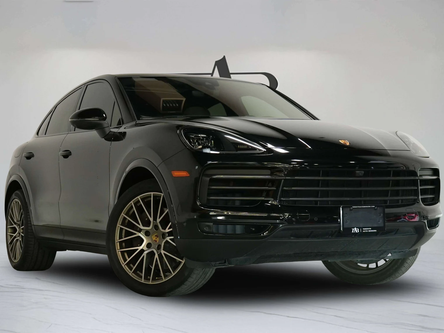 2023 Porsche Cayenne Platinum Edition (3rd Generation), 2/30
