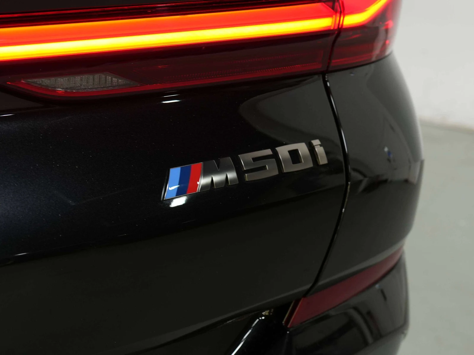 2023 BMW X6 M50i, 6/30