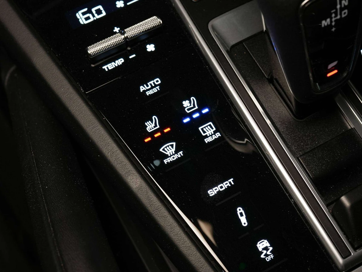 2023 Porsche Cayenne S Platinum Edition (3rd Generation), 22/30