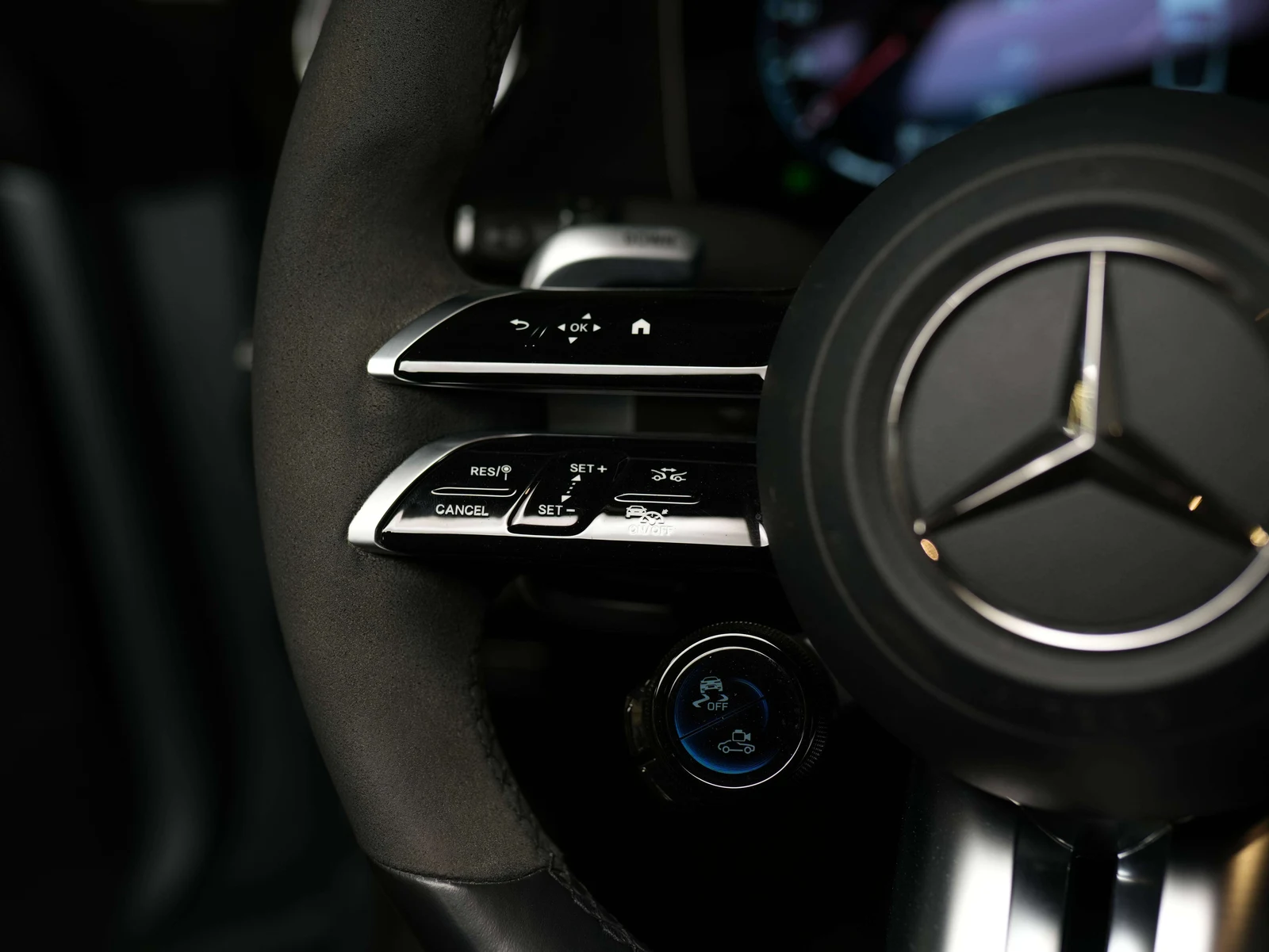 2022 Mercedes-AMG E 53 Cabriolet, 11/27