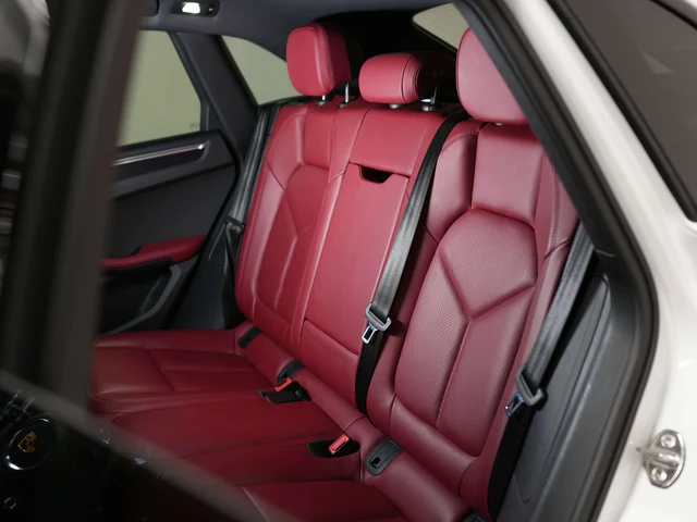 2022 Porsche Macan GTS (95B), 17/30