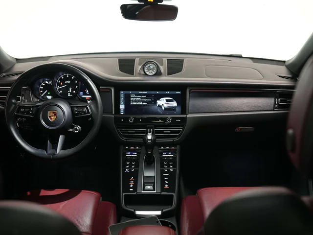 2022 Porsche Macan GTS (95B), 22/30
