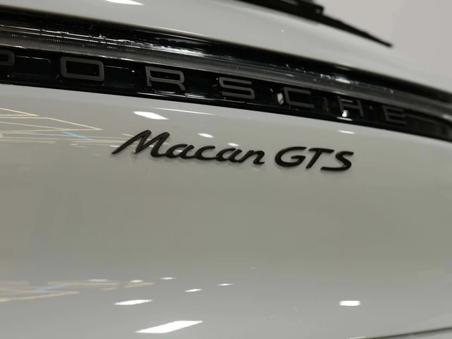 2022 Porsche Macan GTS (95B), 27/30