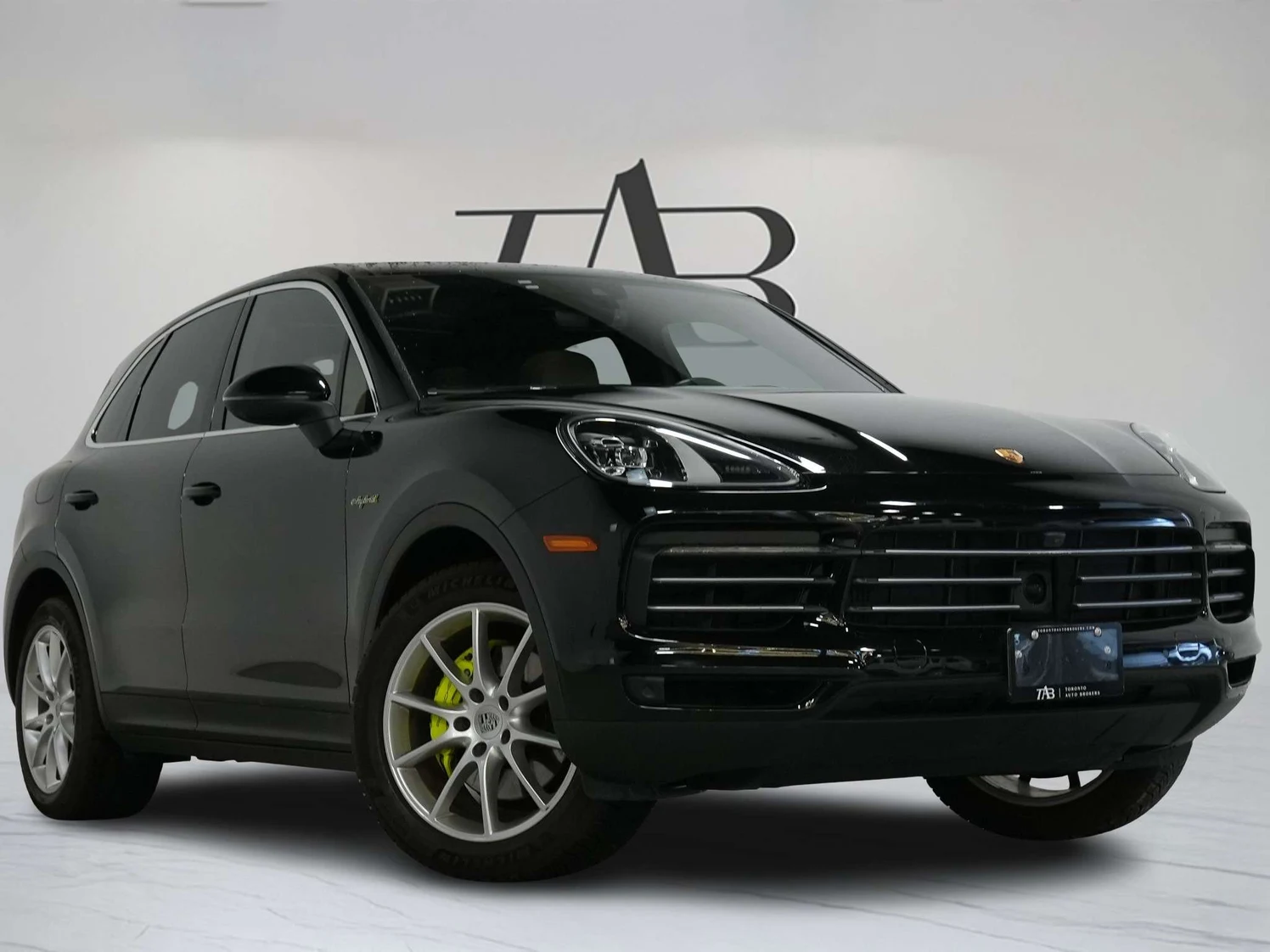 2022 Porsche Cayenne E-Hybrid (3rd Generation), 2/30