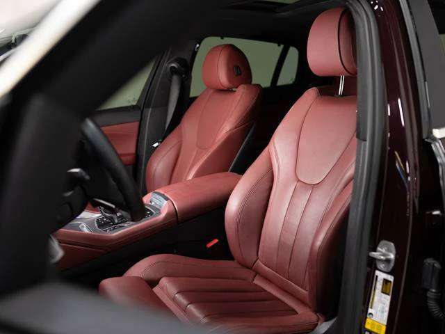 2022 BMW X6 xDrive40i (G06), 27/28