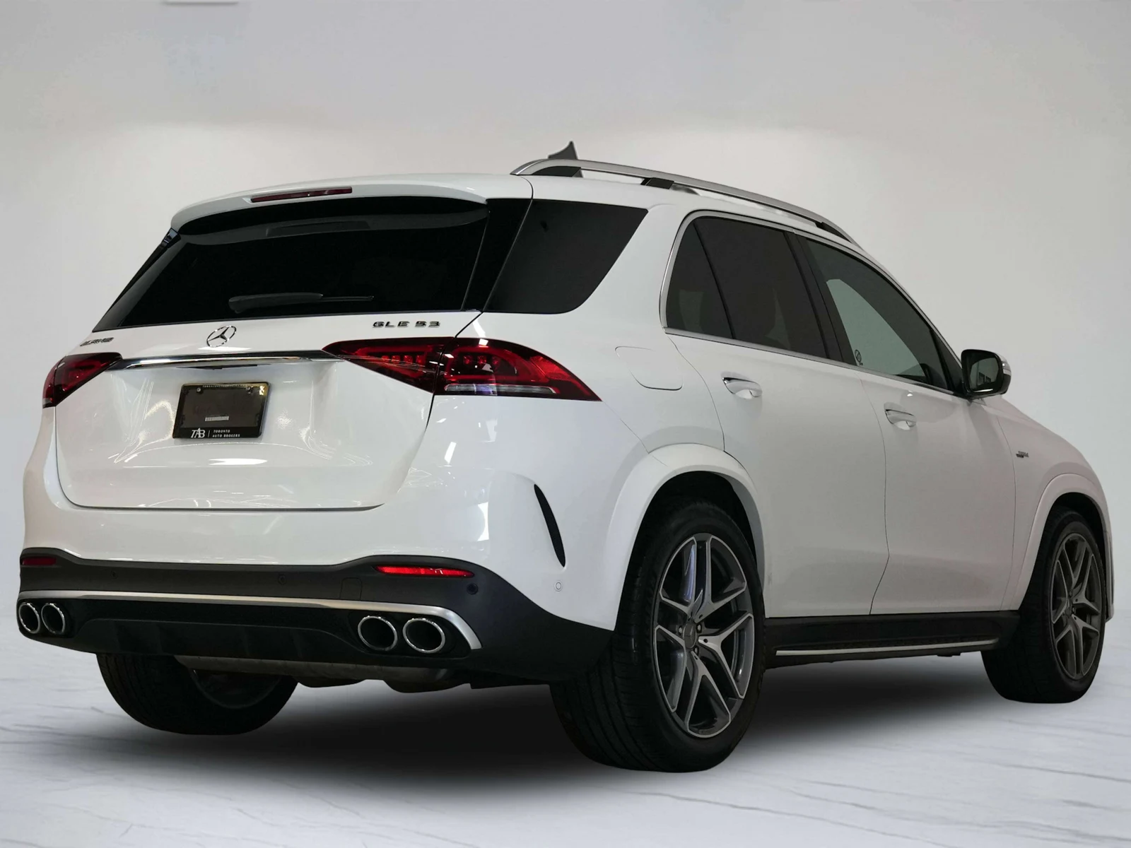 2022 Mercedes-AMG GLE 53, 2/30