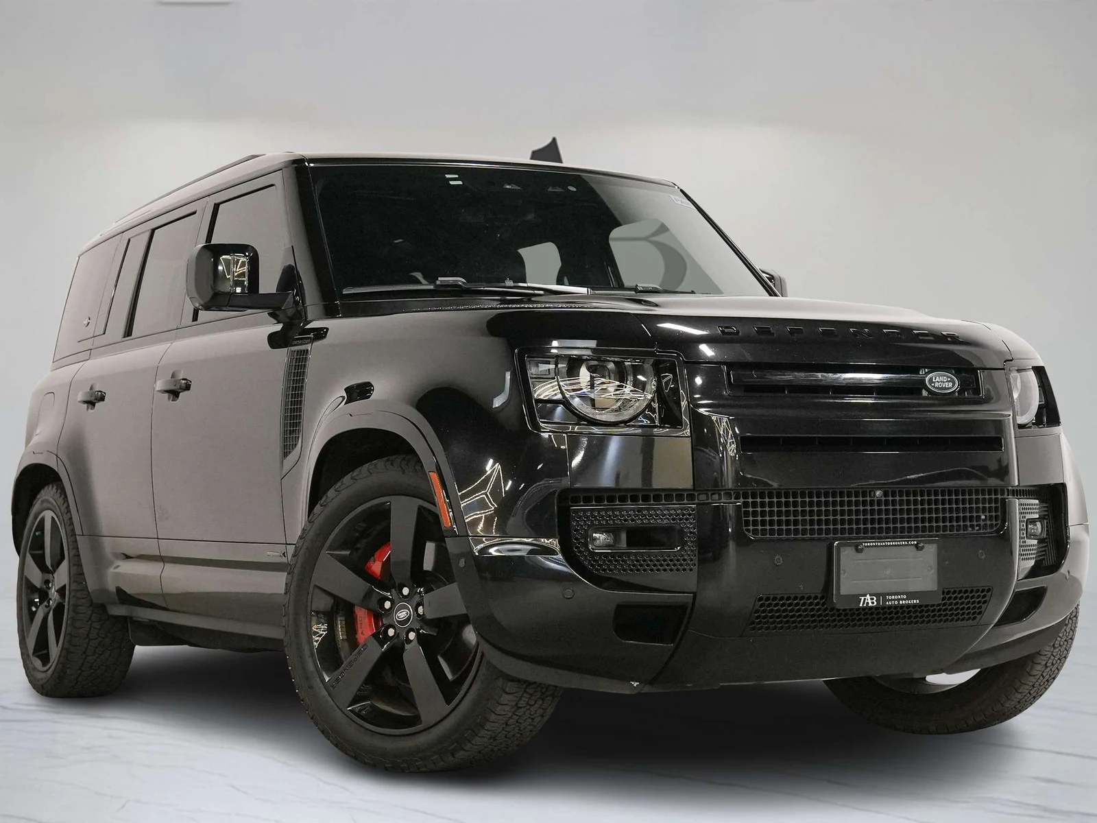 2022 Land Rover Defender 110 X (L663), 2/30