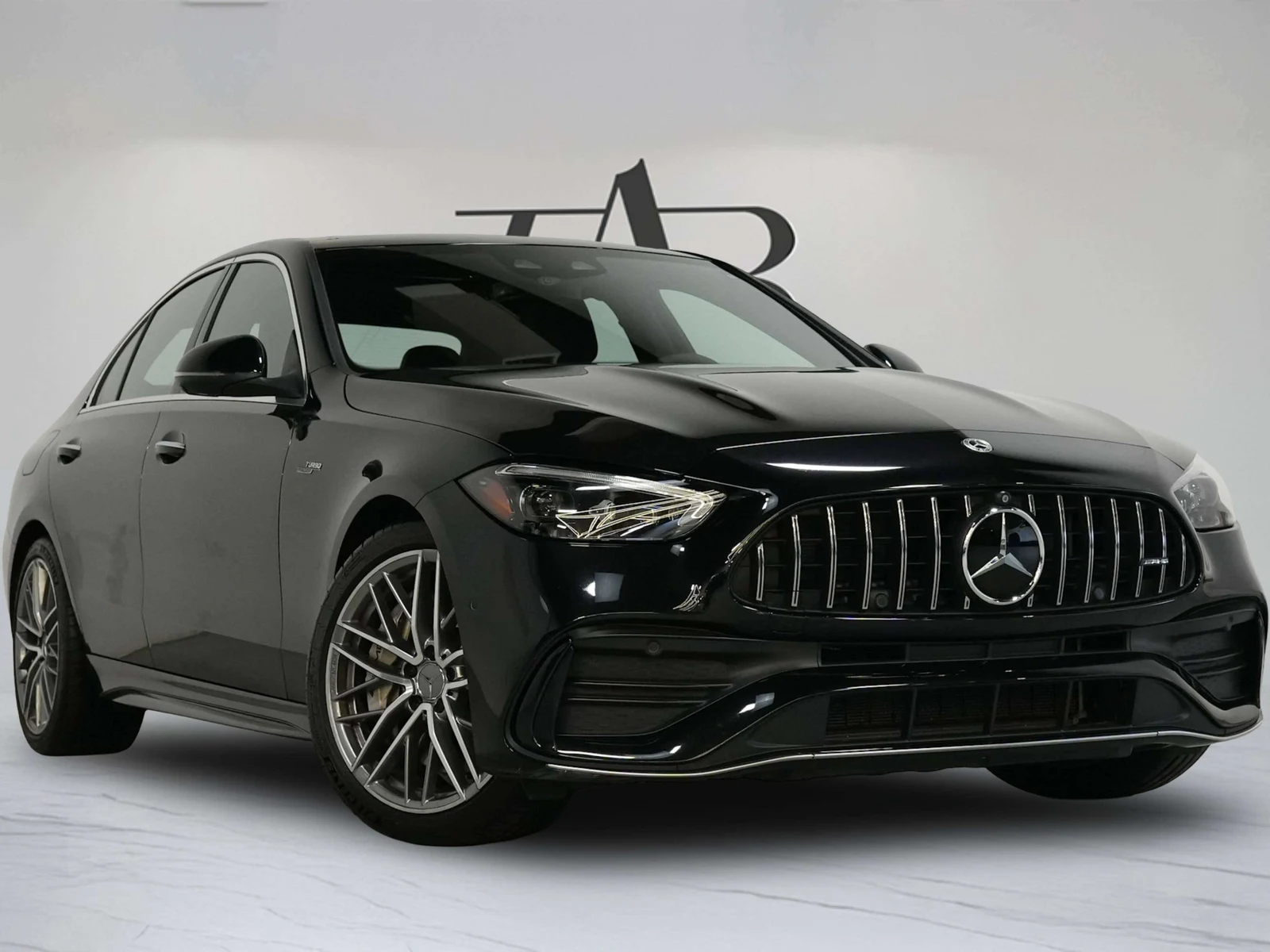 2023 Mercedes-AMG C 43, 2/29