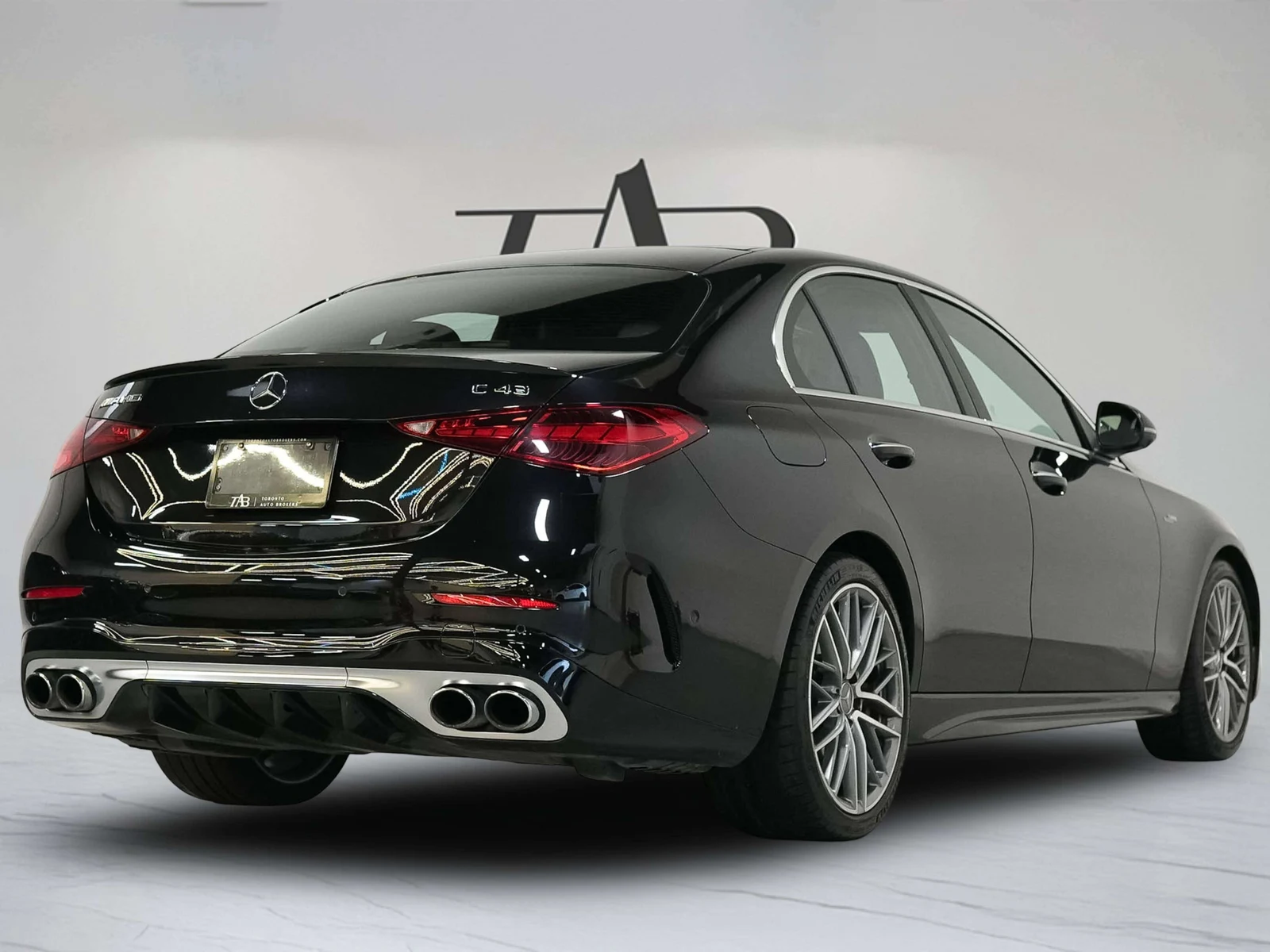 2023 Mercedes-AMG C 43, 4/29