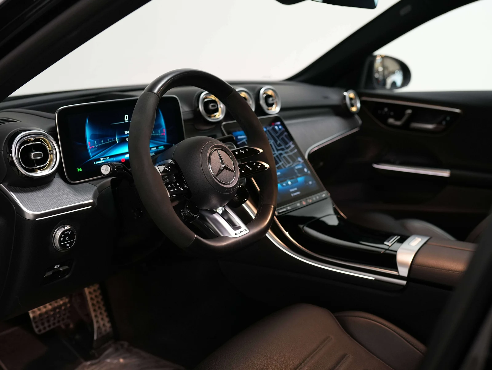 2023 Mercedes-AMG C 43, 9/29