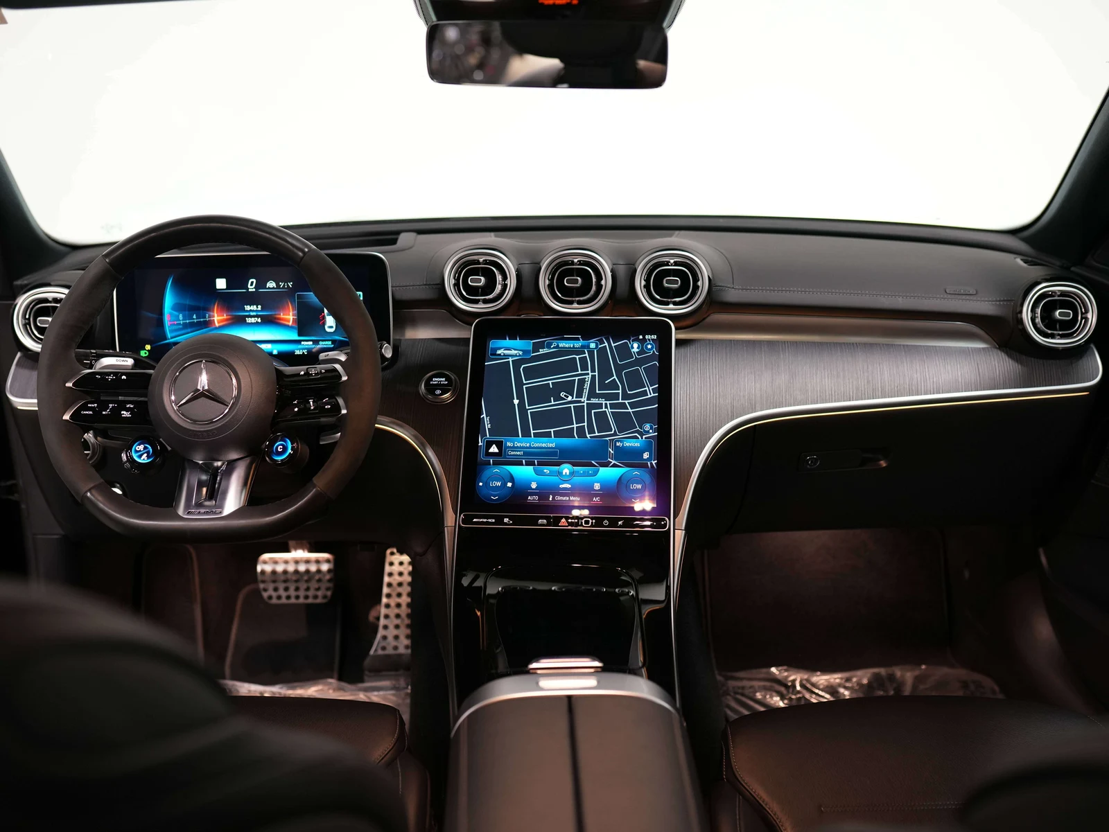 2023 Mercedes-AMG C 43, 23/29