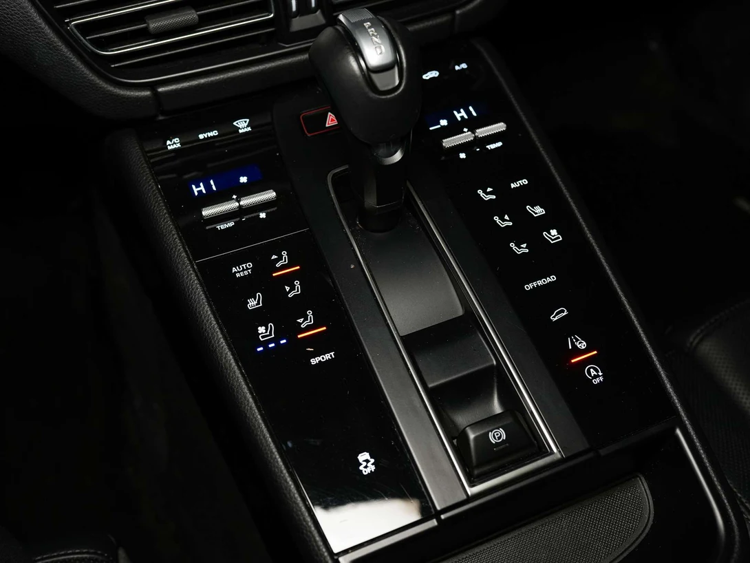 2024 Porsche Macan (95B), 23/30