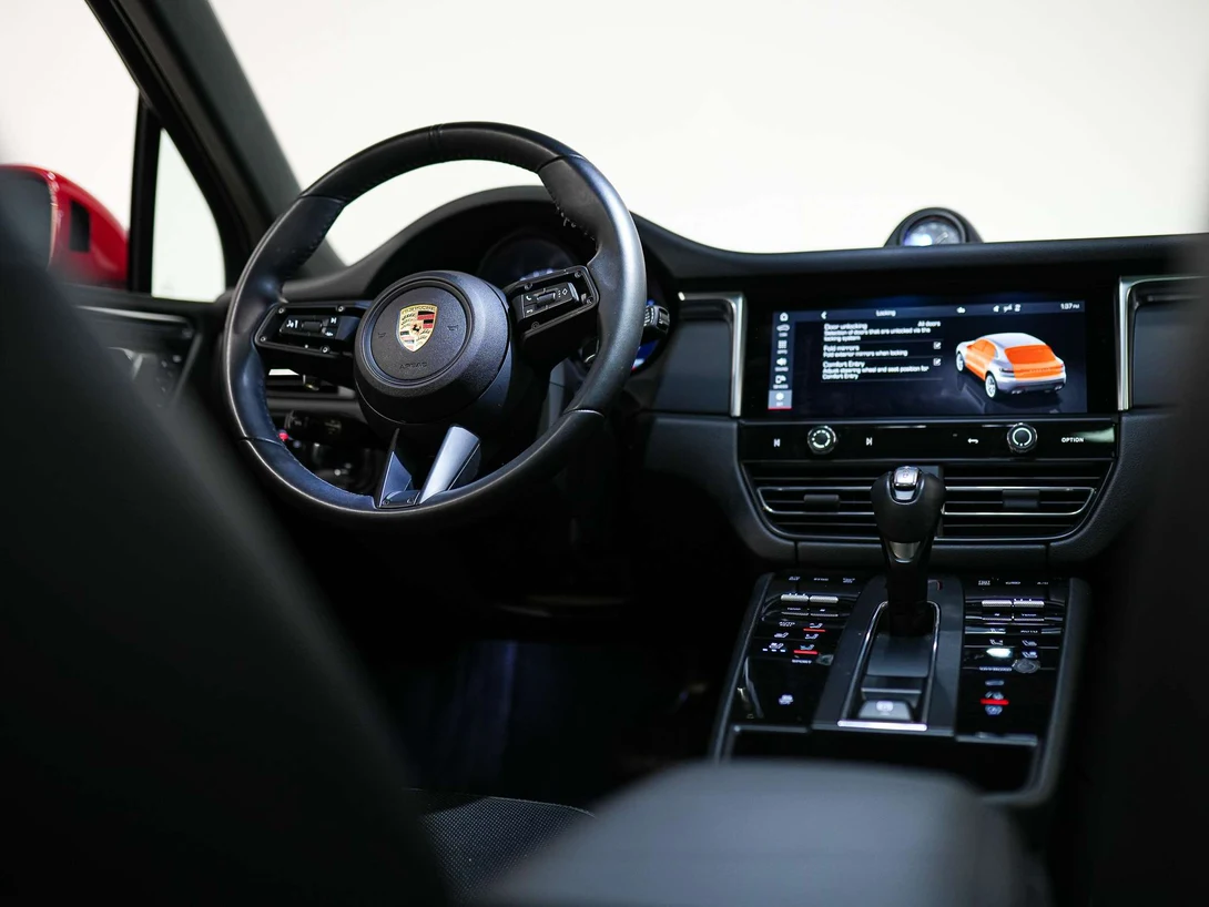 2024 Porsche Macan (95B), 30/30