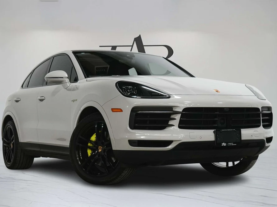 2022 Porsche Cayenne E-Hybrid Coupé (3rd Generation), 2/30