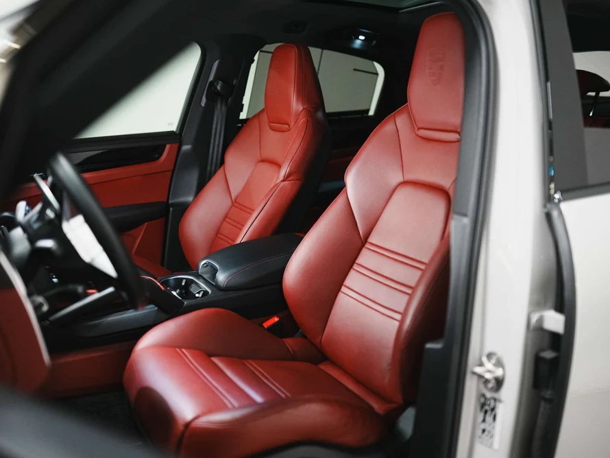 2022 Porsche Cayenne E-Hybrid Coupé (3rd Generation), 13/30
