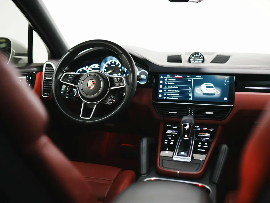 2022 Porsche Cayenne E-Hybrid Coupé (3rd Generation), 16/30