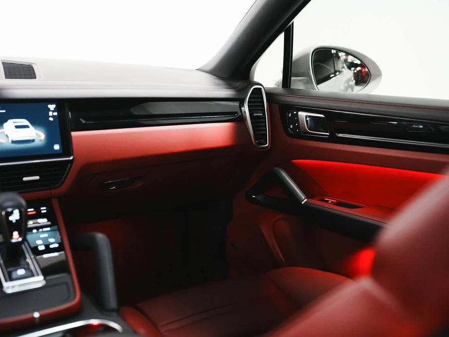 2022 Porsche Cayenne E-Hybrid Coupé (3rd Generation), 17/30