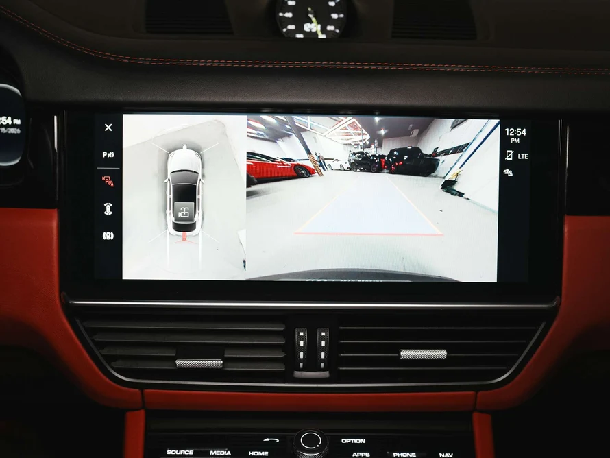 2022 Porsche Cayenne E-Hybrid Coupé (3rd Generation), 25/30