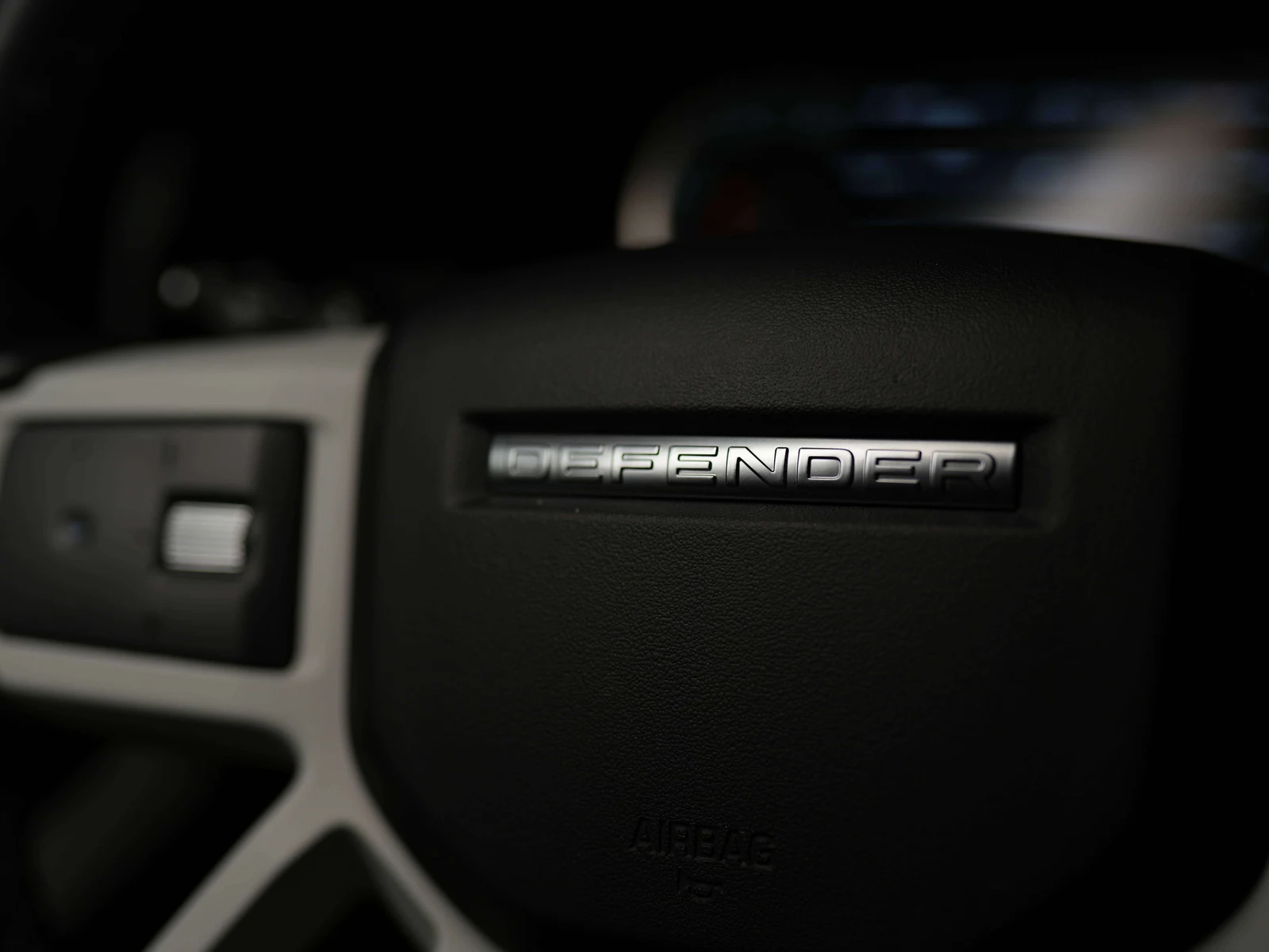 2023 Land Rover Defender 110 SE (L663), 12/30
