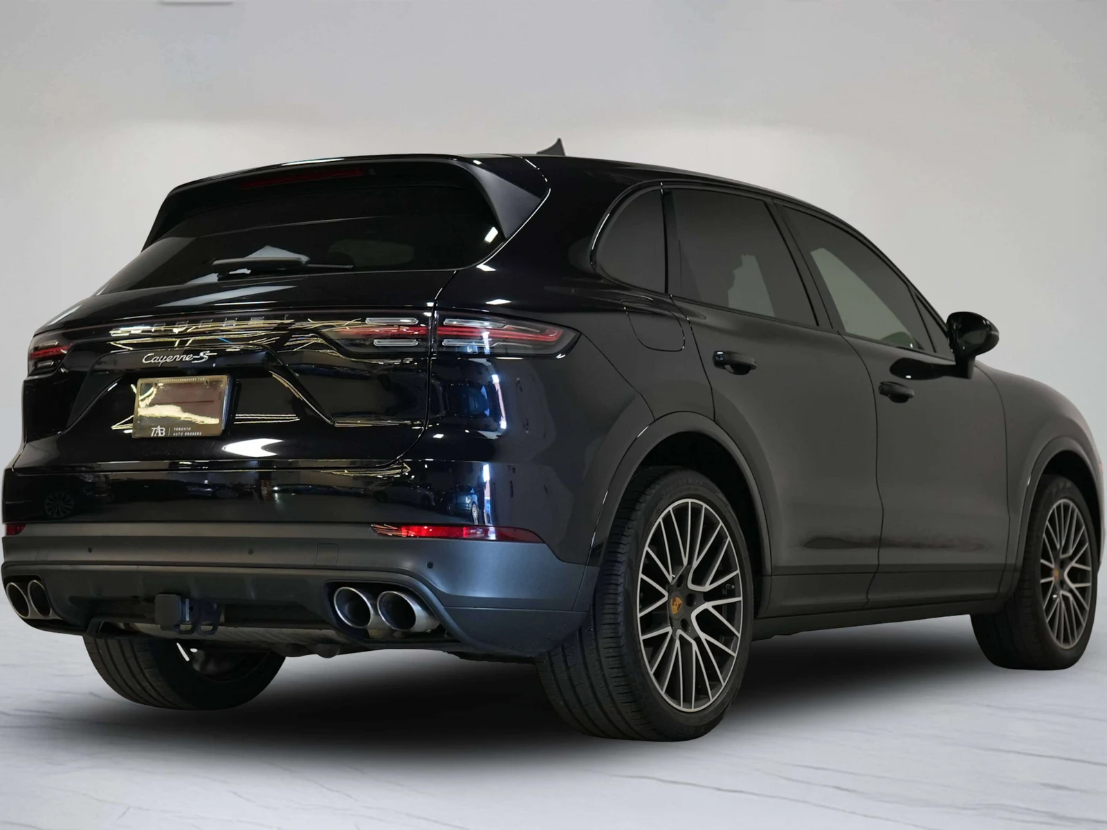 2021 Porsche Cayenne S (3rd Generation), 4/25