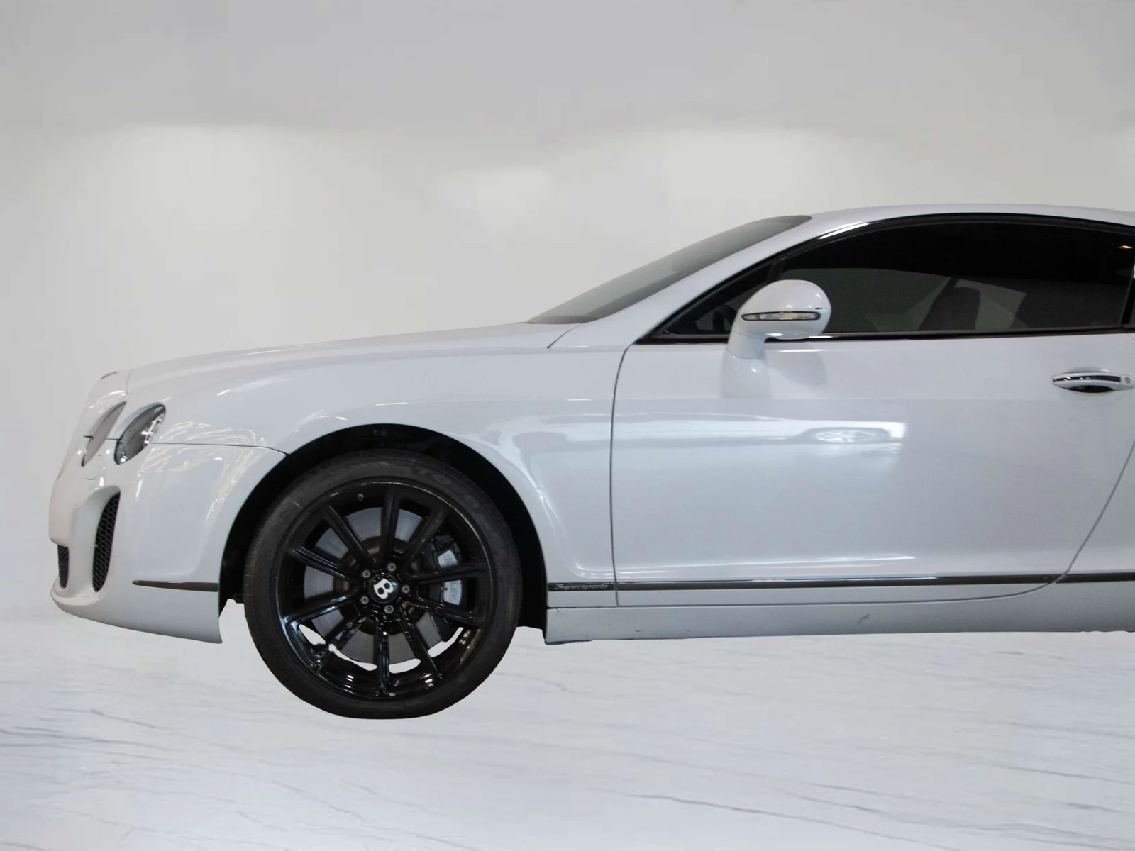 2010 Bentley Continental Supersports, 26/28