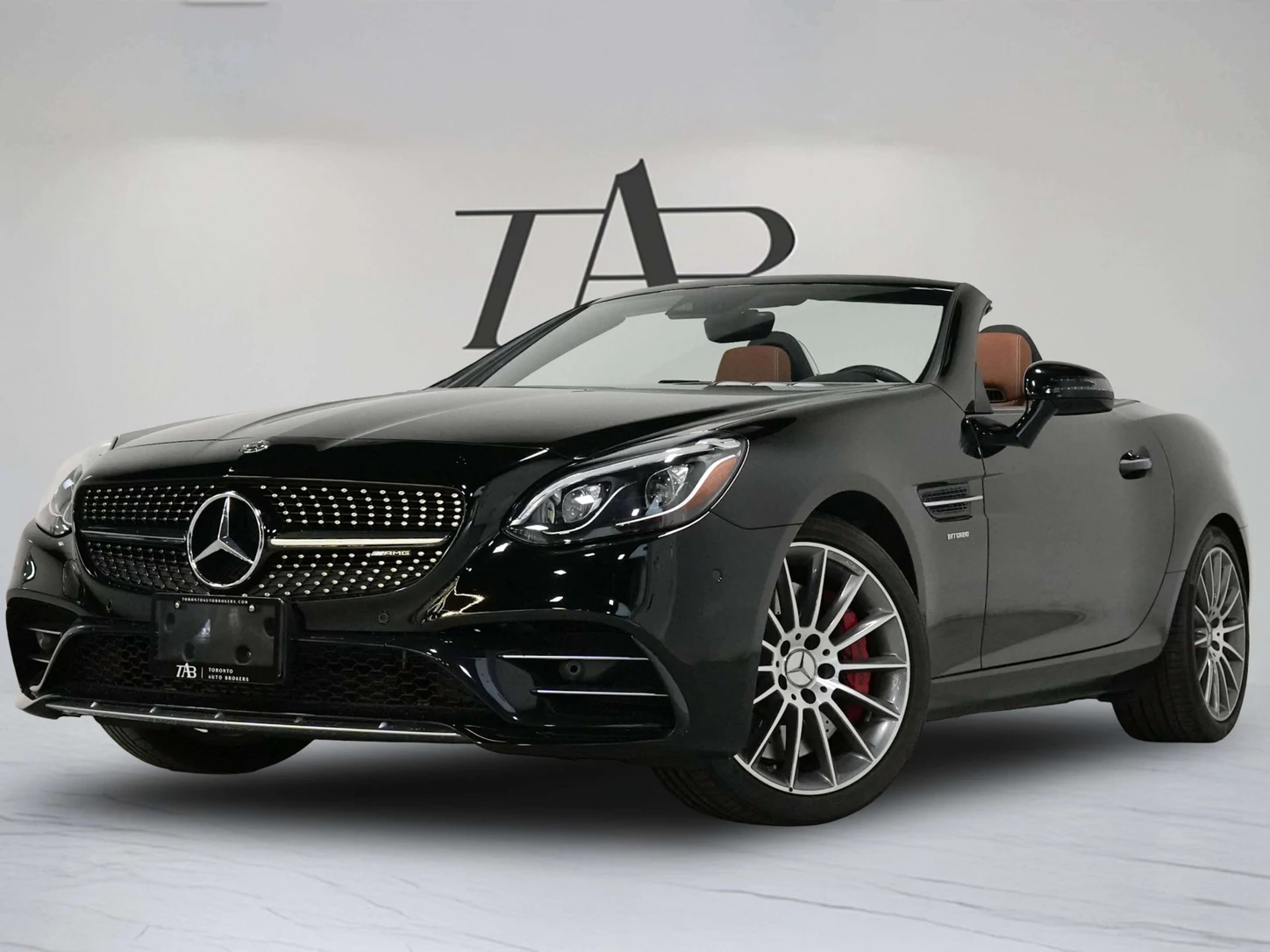 2018 Mercedes-AMG SLC 43, 3/30