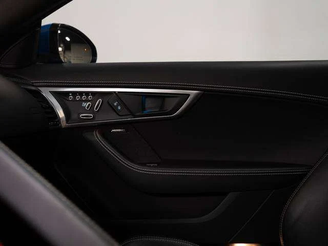 2018 Jaguar F-Type R, 20/26