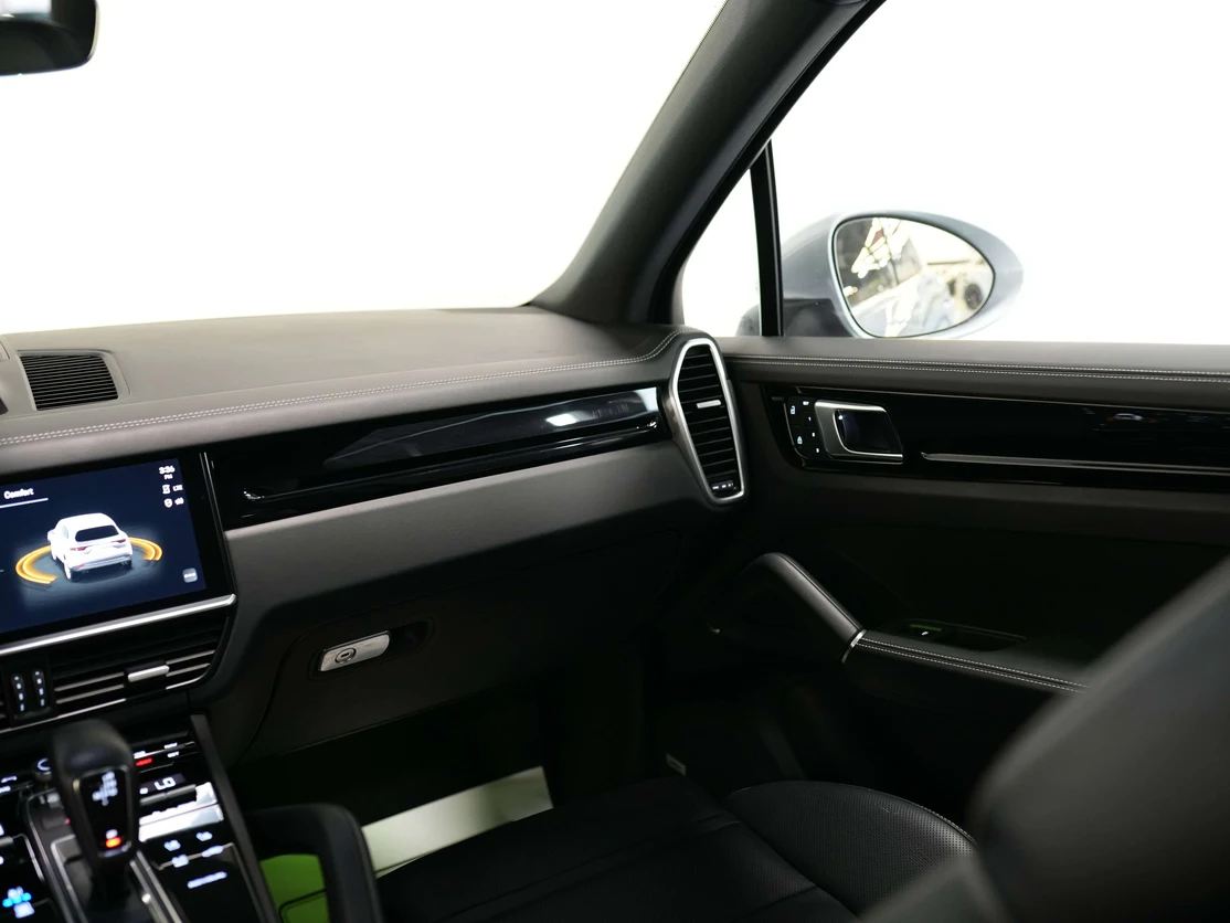 2023 Porsche Cayenne (3rd Generation), 29/30