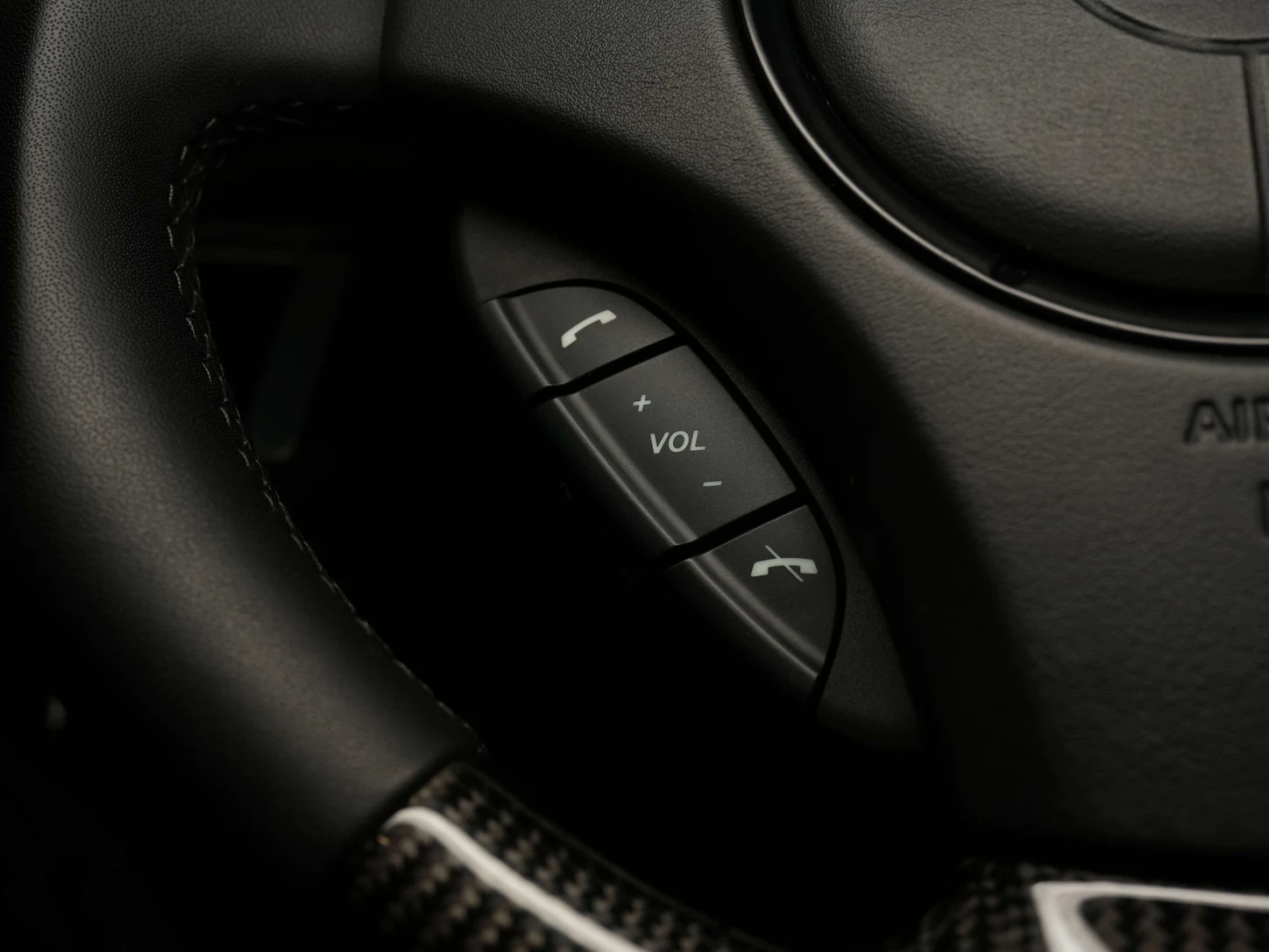 2010 Aston Martin V8 Vantage Roadster, 15/25