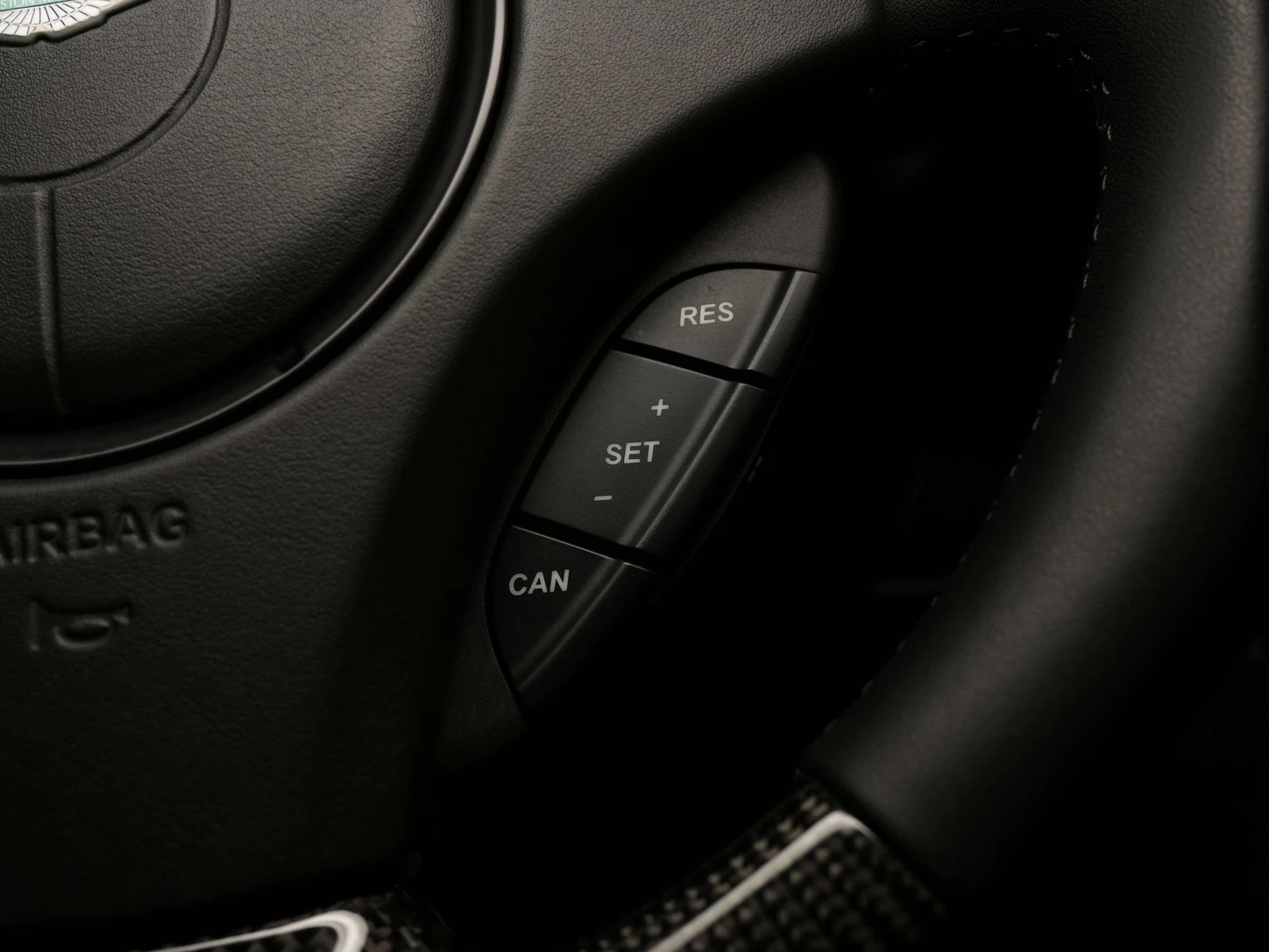 2010 Aston Martin V8 Vantage Roadster, 16/25