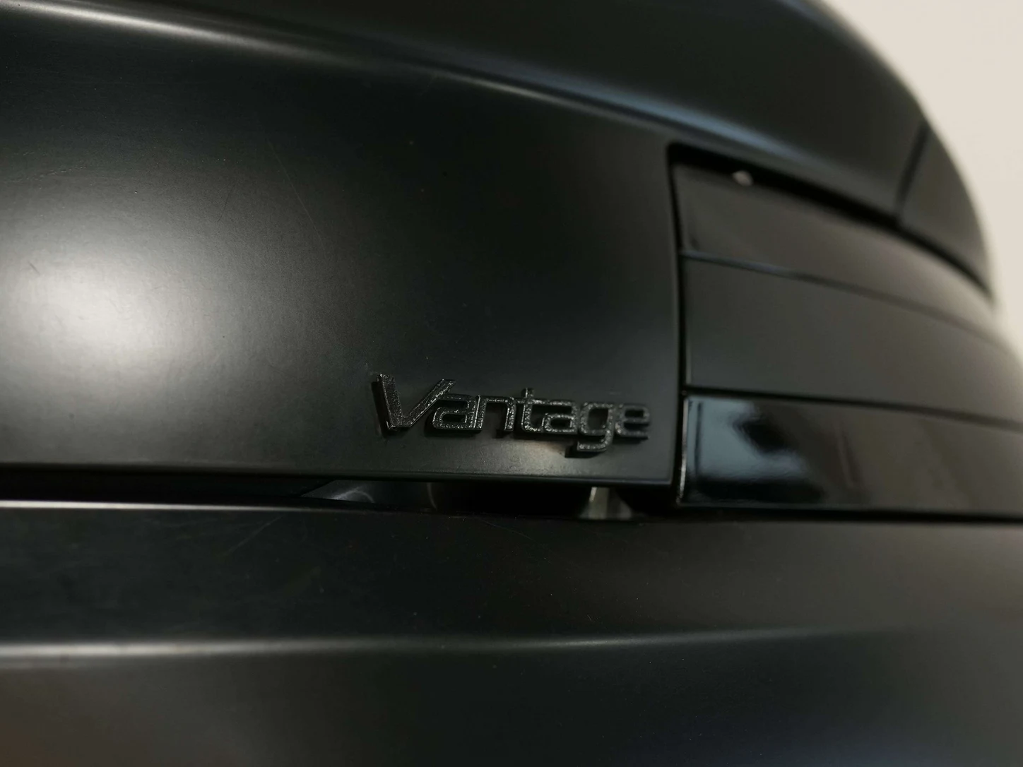 2010 Aston Martin V8 Vantage Roadster, 20/25