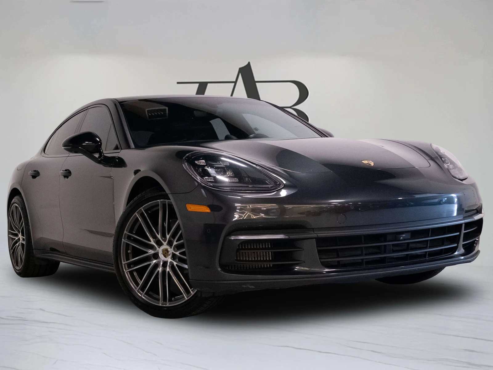 2017 Porsche Panamera 4S (971), 2/30