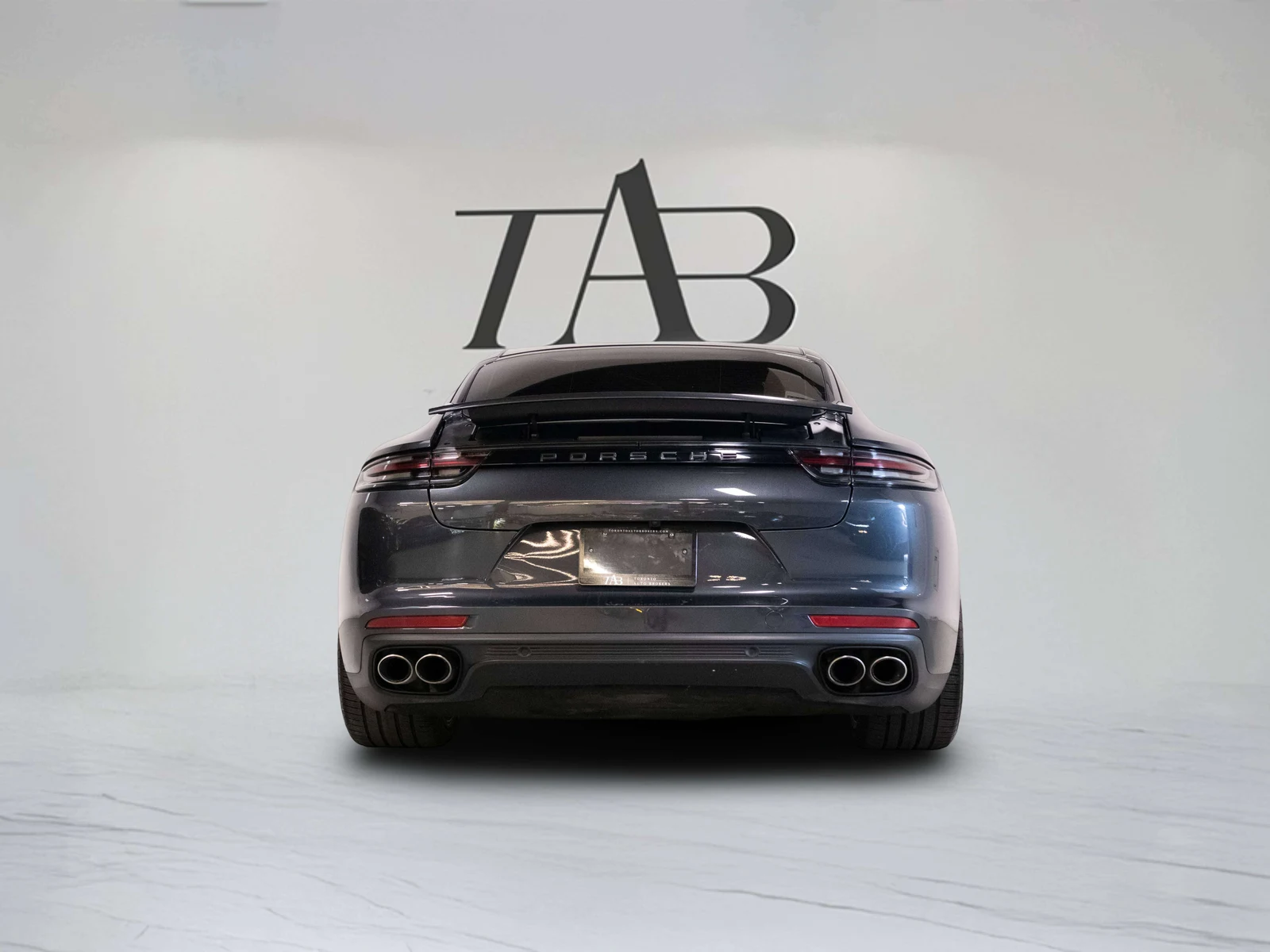 2017 Porsche Panamera 4S (971), 7/30