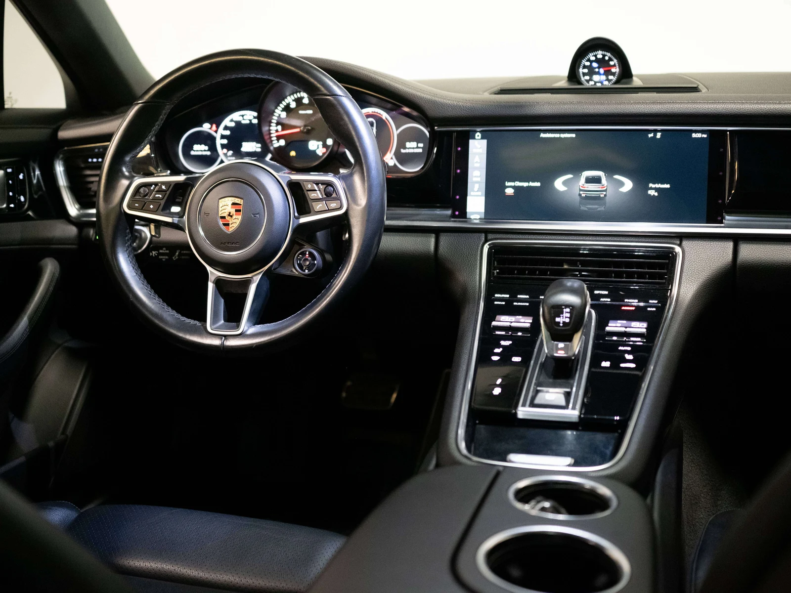 2017 Porsche Panamera 4S (971), 20/30