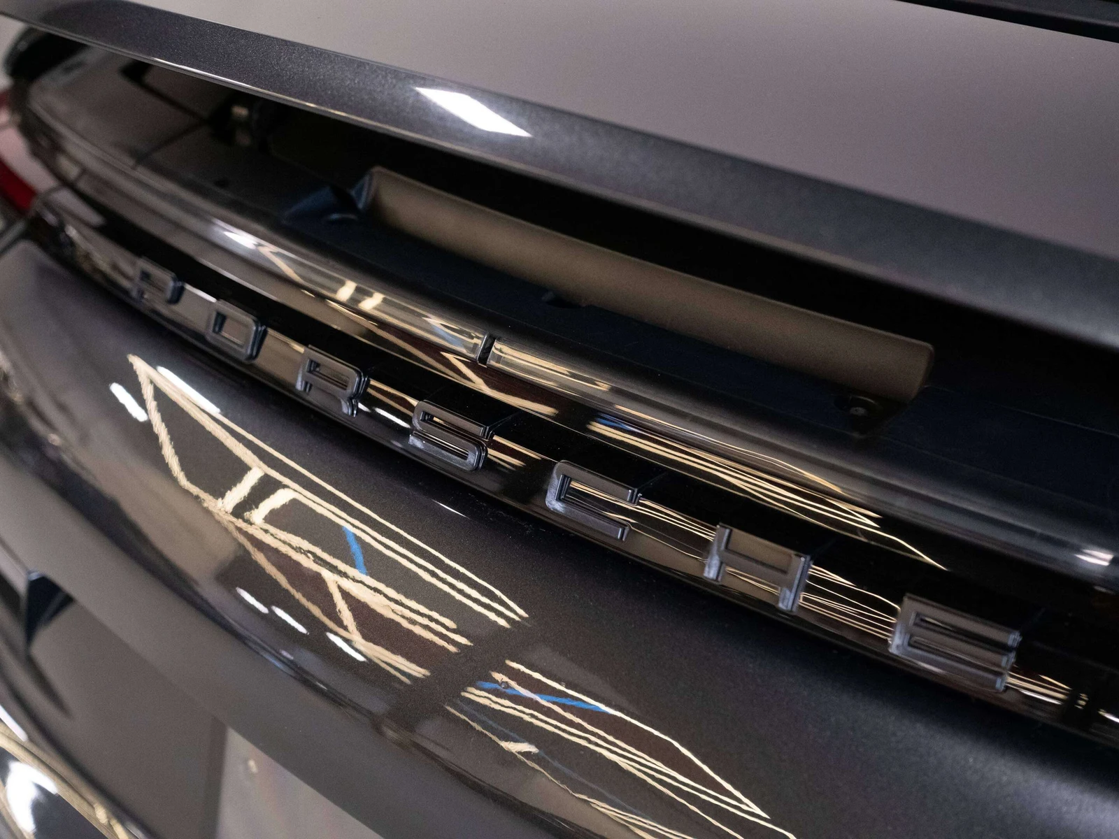 2017 Porsche Panamera 4S (971), 26/30